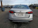 Nissan Versa 2021