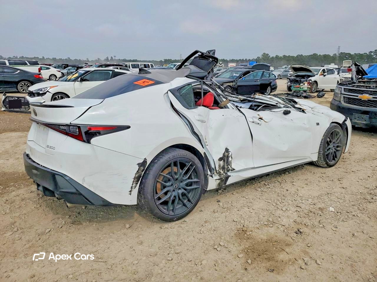 Lexus IS 2023