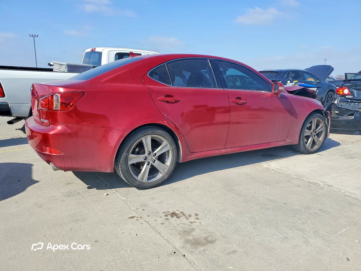Lexus IS 2011