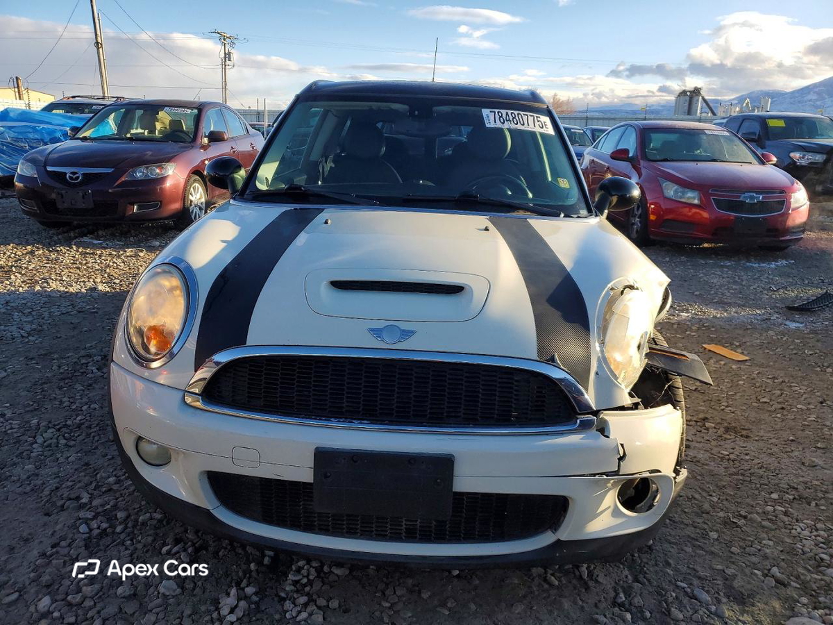 MINI Cooper 2010