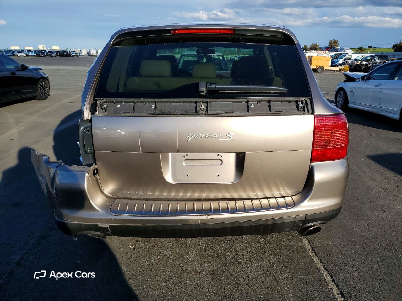 Porsche Cayenne 2004