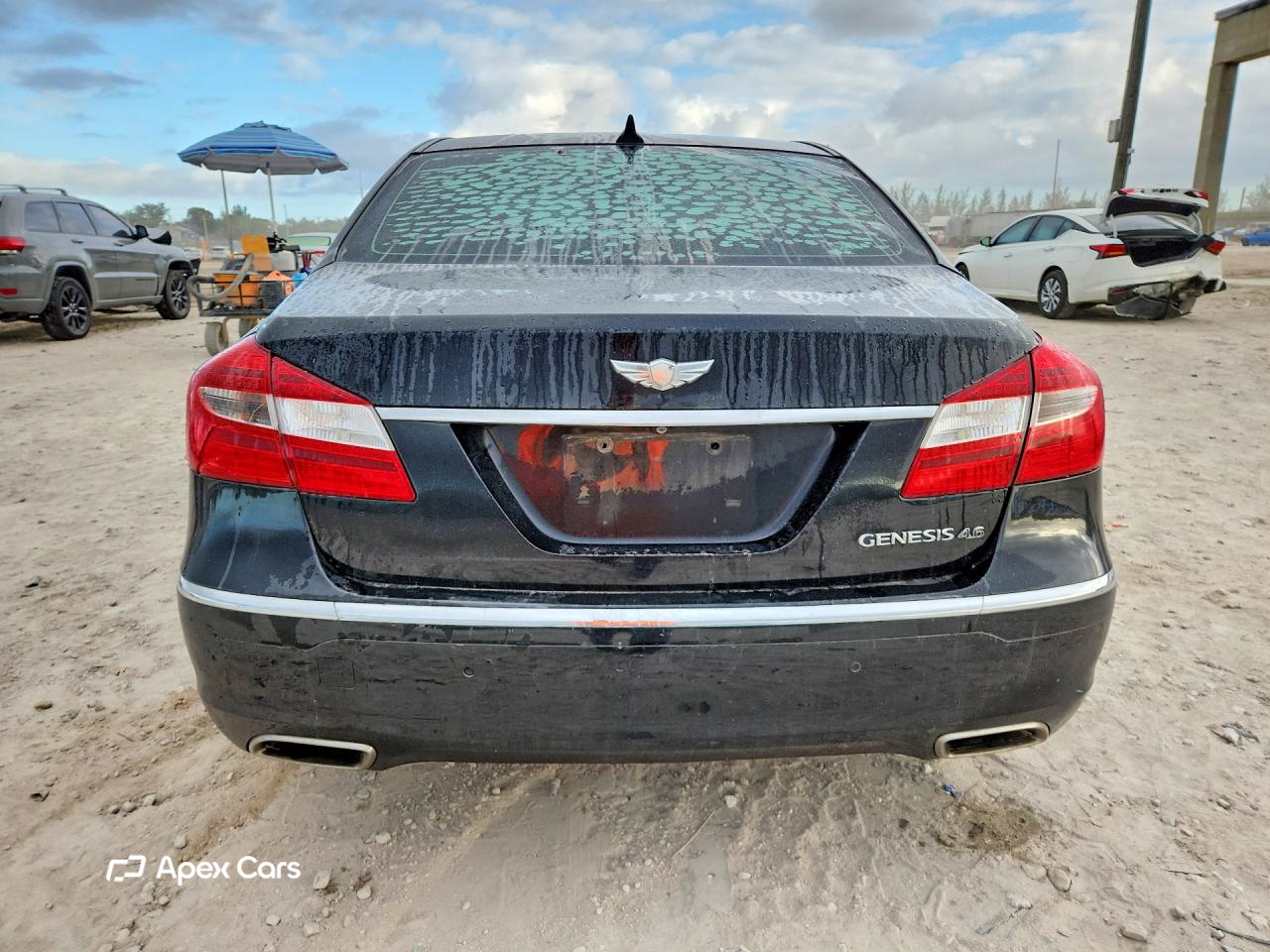Hyundai Genesis 2012