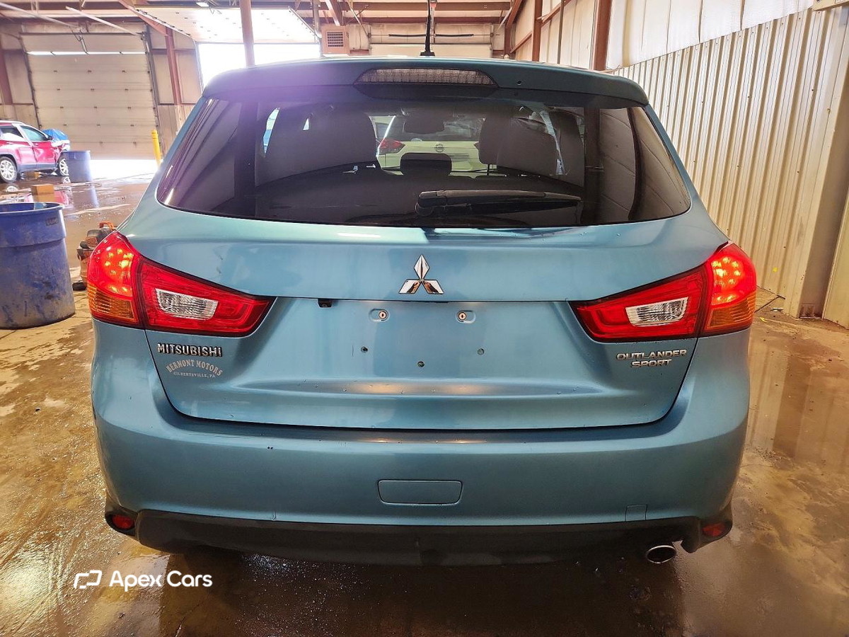 Mitsubishi Outlander 2014