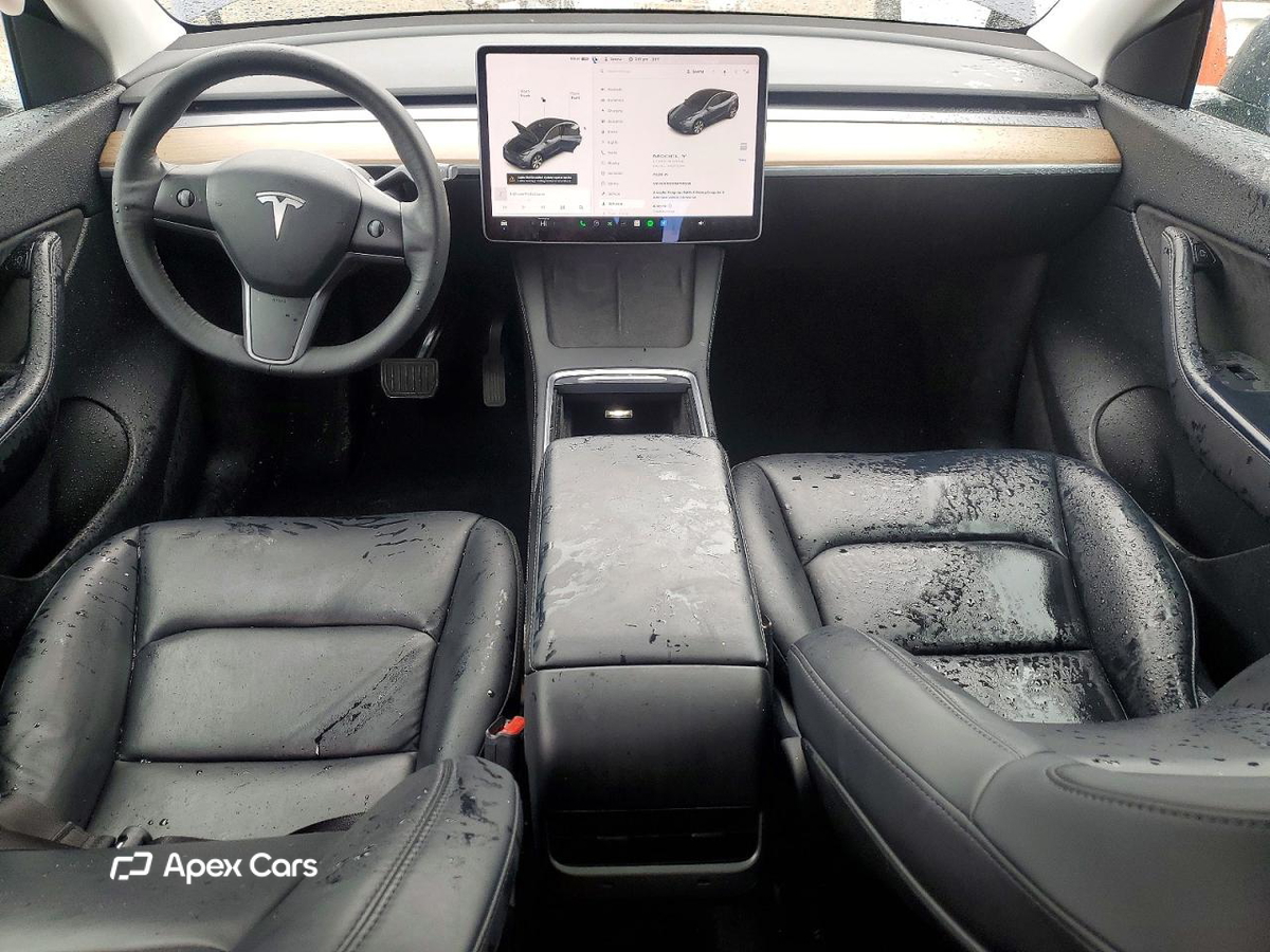 Tesla Model Y 2021