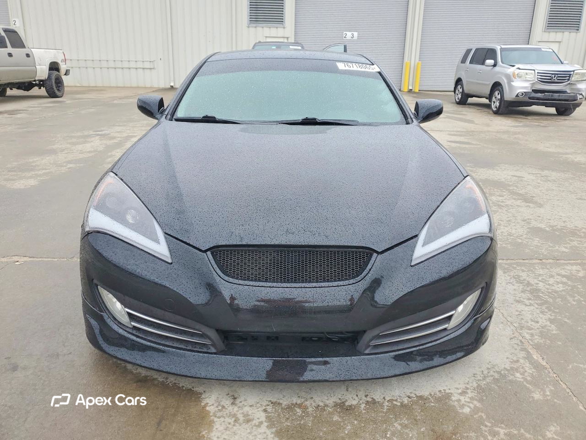 Hyundai Genesis 2011
