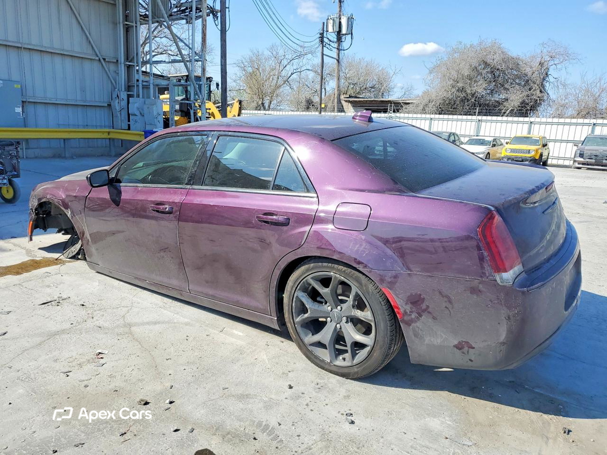 Chrysler 300 2020