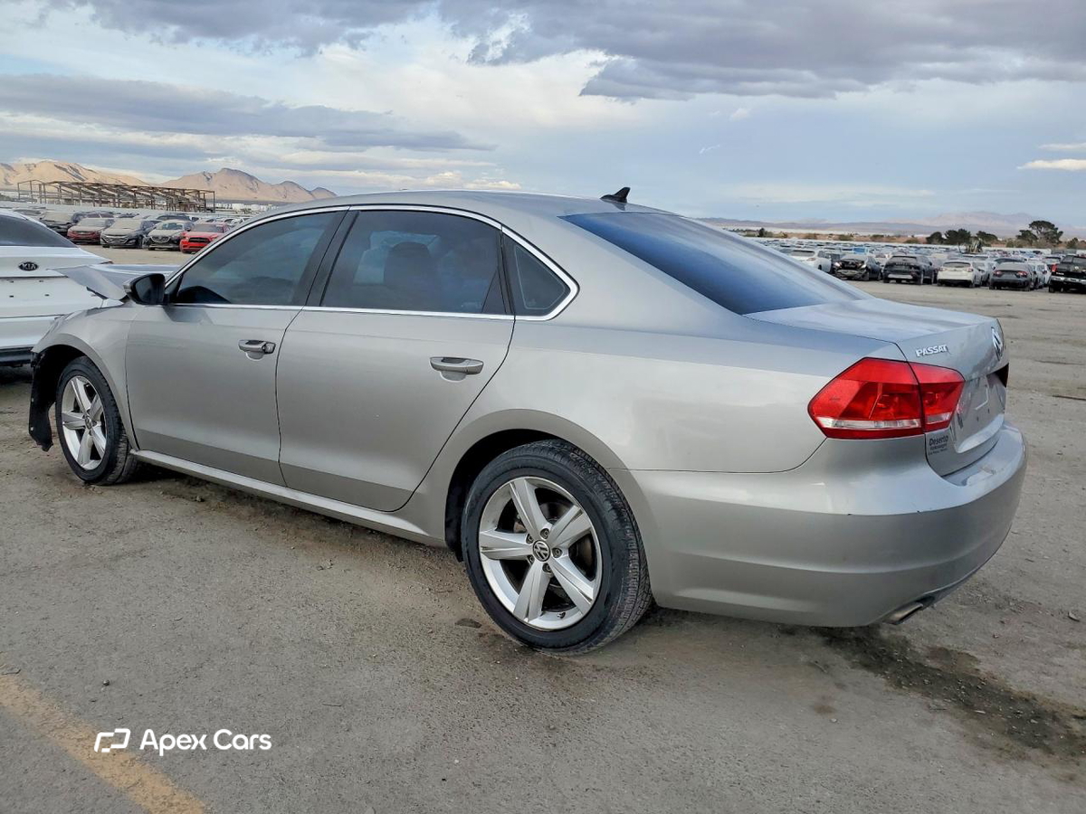Volkswagen Passat 2012