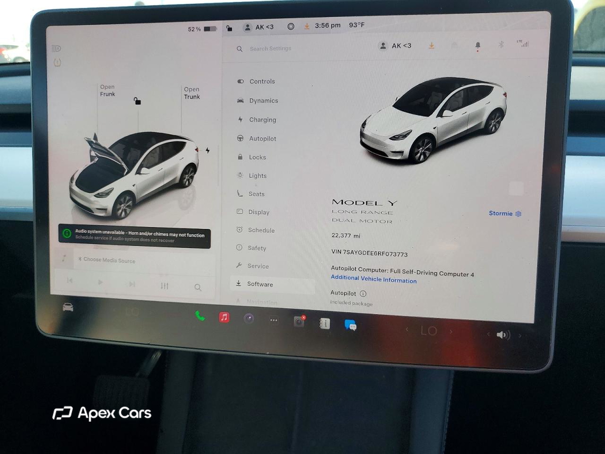 Tesla Model Y 2024