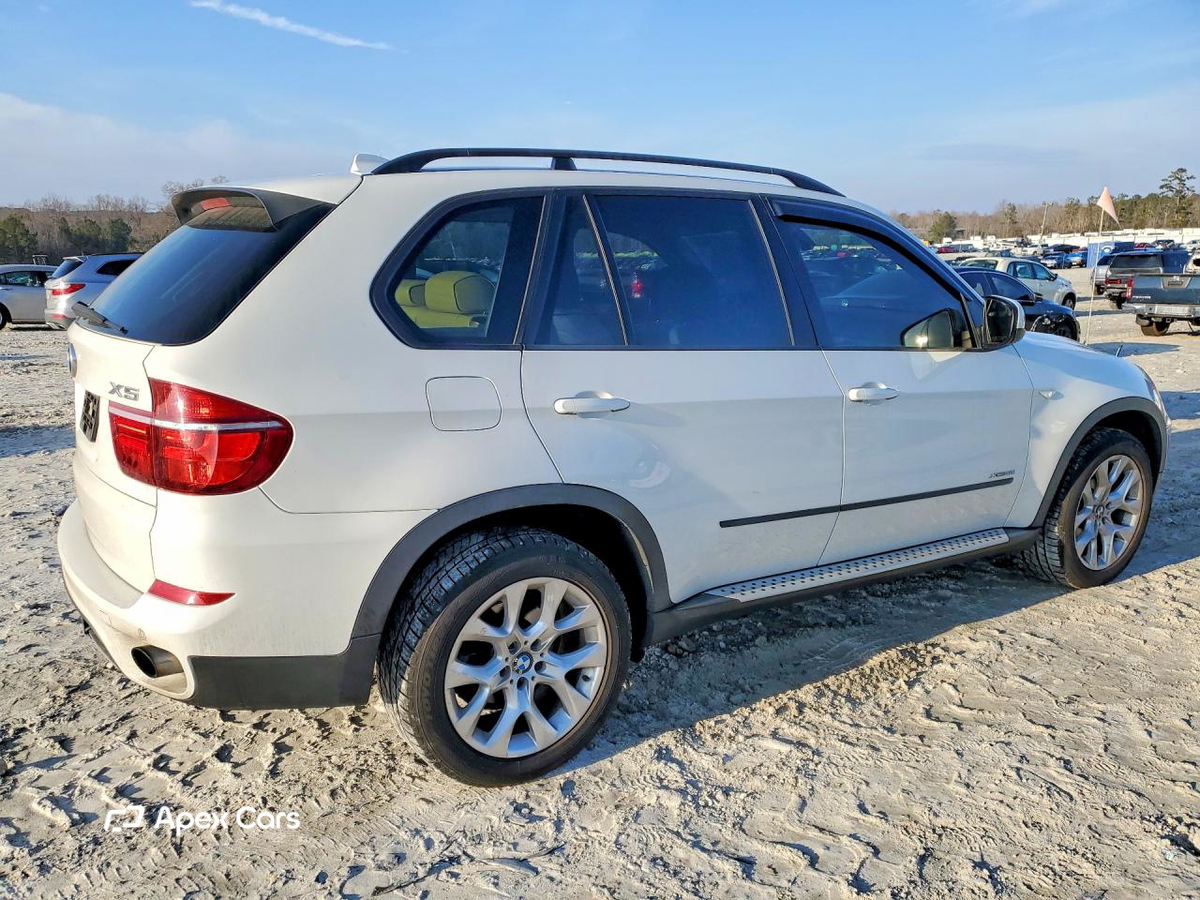 BMW X5 2011