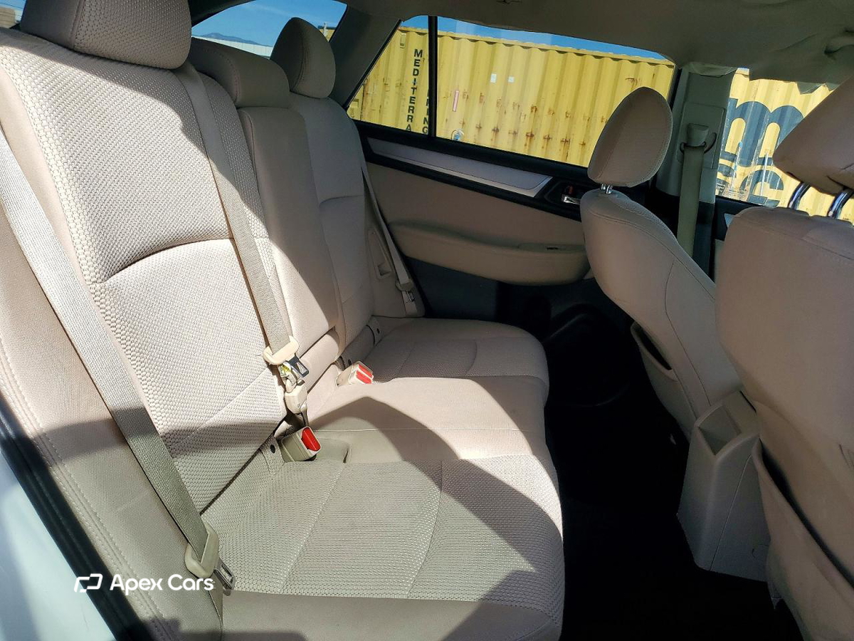 Subaru Outback 2015