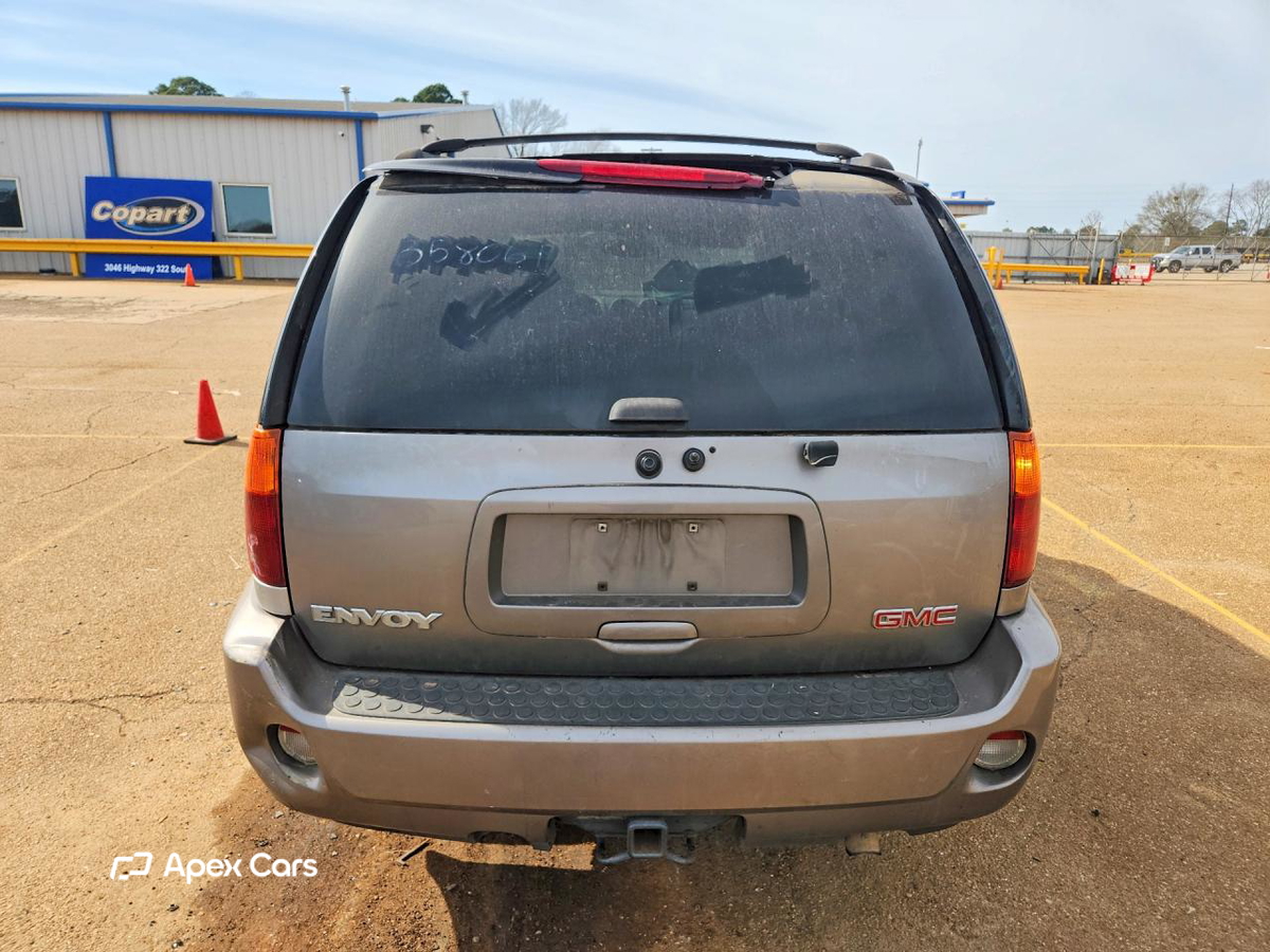 GMC Envoy 2005