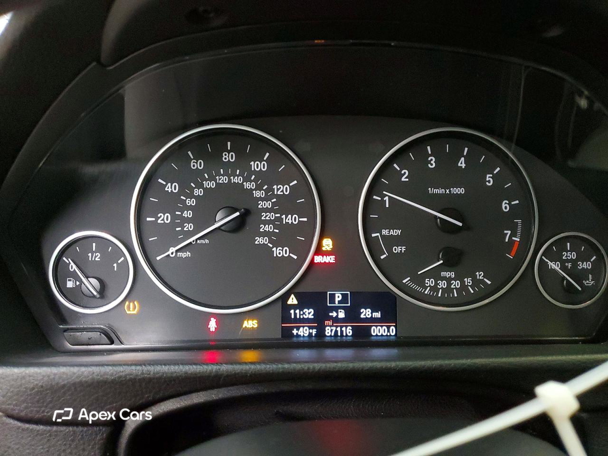 BMW Series 3 2016