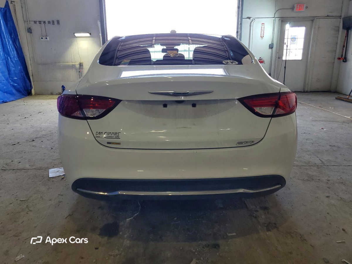 Chrysler 200 2015