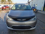 Chrysler Pacifica 2017