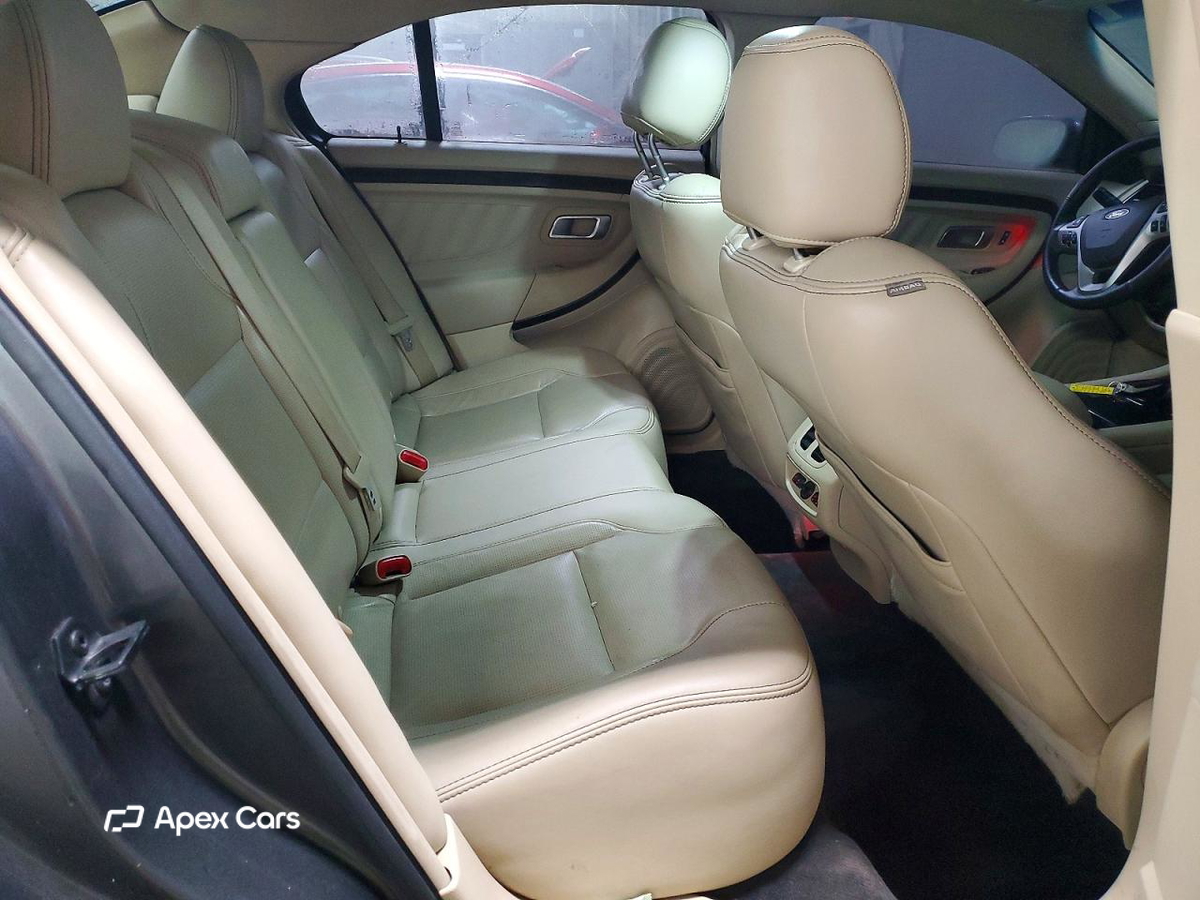 Ford Taurus 2018