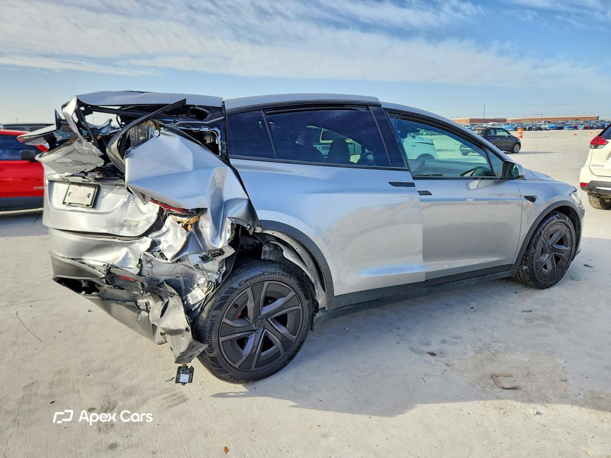 Tesla Model X 2026