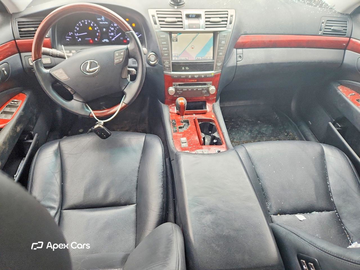 Lexus LS 2010