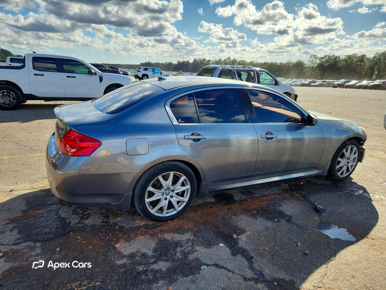 Infiniti G 2012