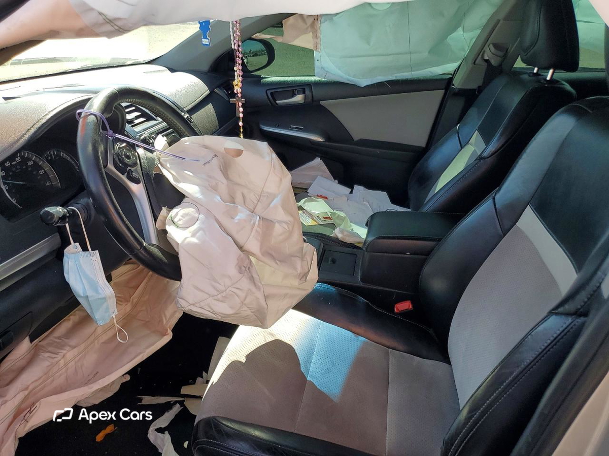 Toyota Camry 2012