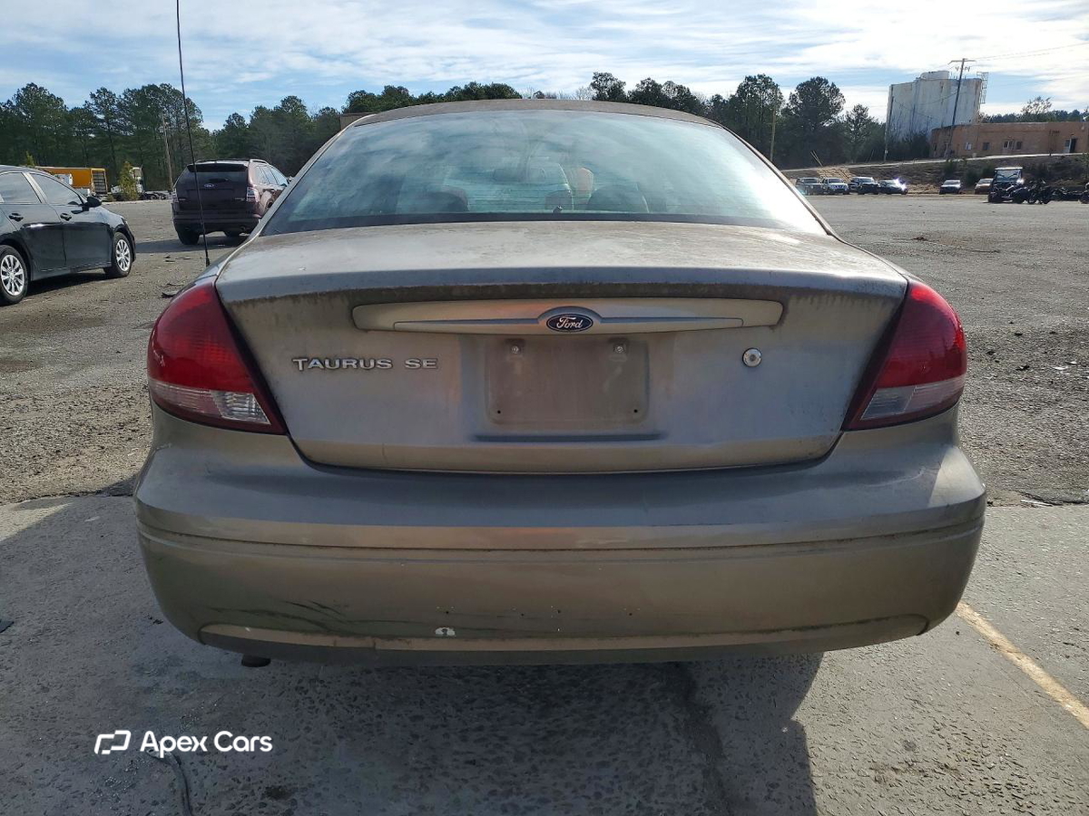 Ford Taurus 2005