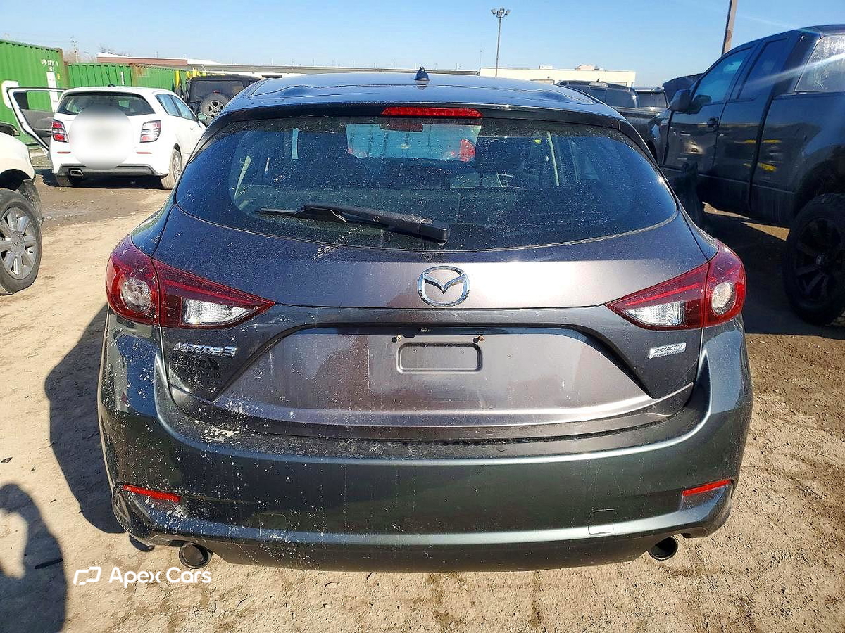 Mazda 3 2018
