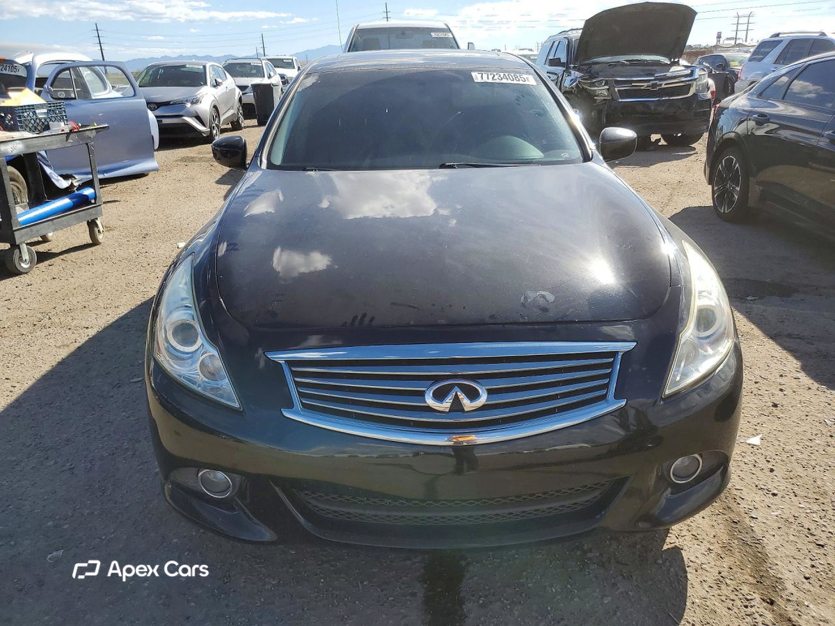 Infiniti Q40 2015