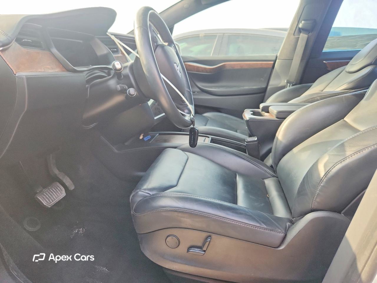 Tesla Model X 2019