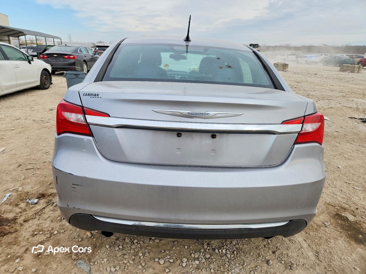 Chrysler 200 2013