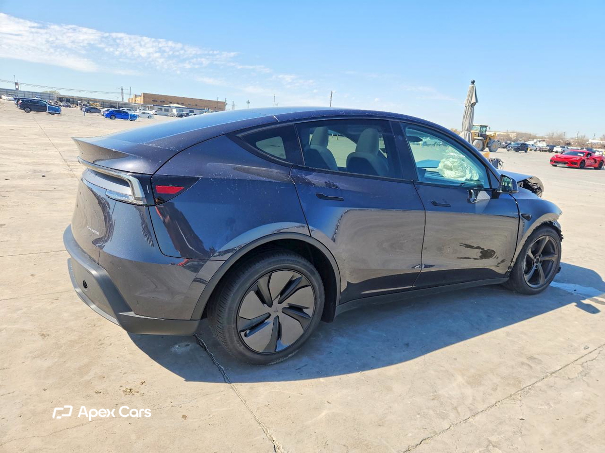 Tesla Model Y 2026