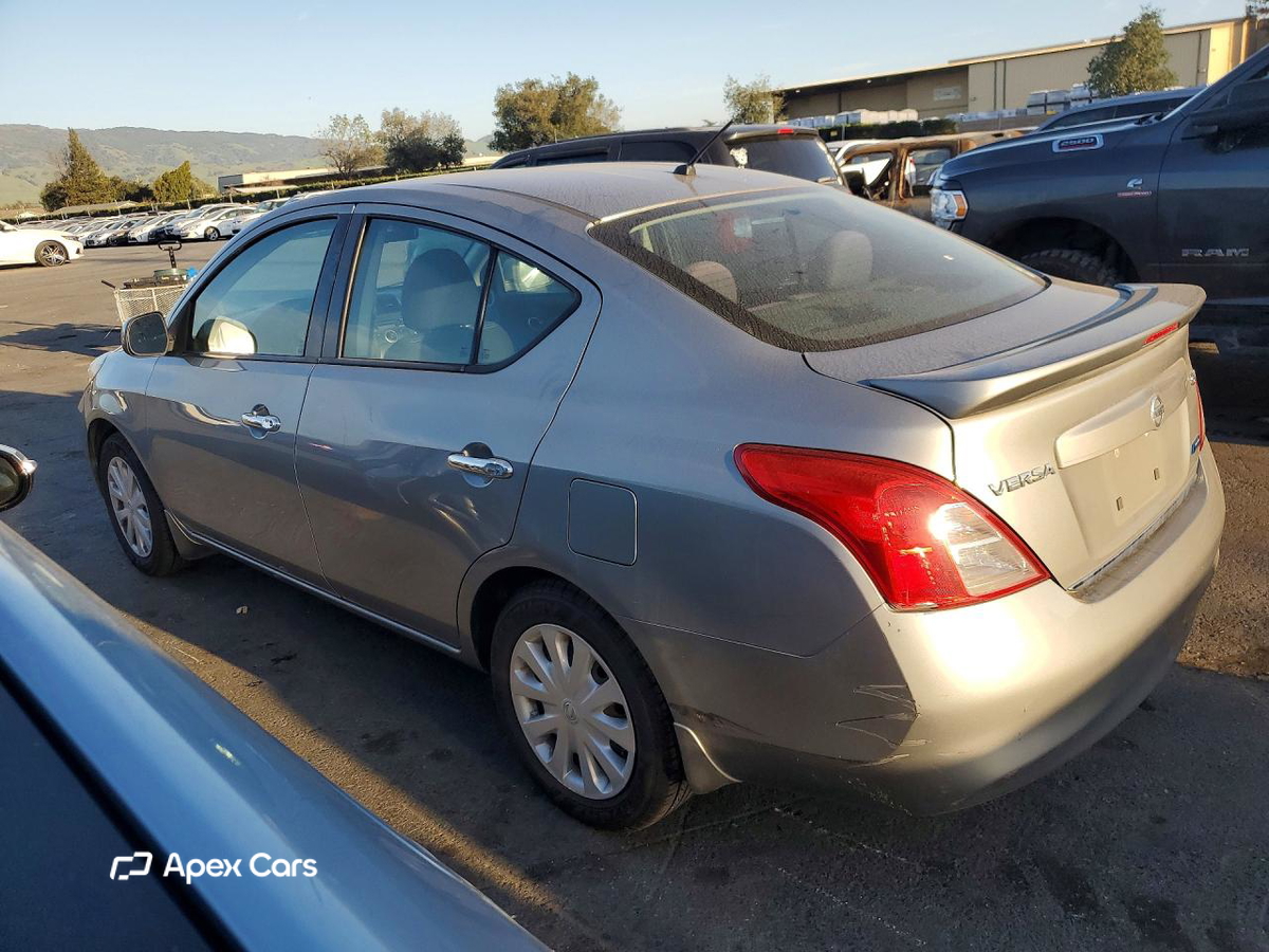 Nissan Versa 2014