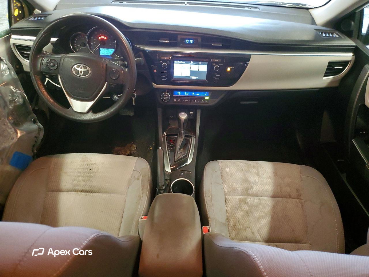 Toyota Corolla 2015