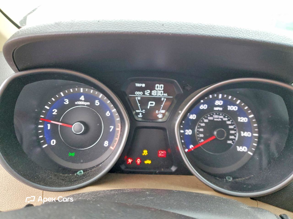 Hyundai Elantra 2013
