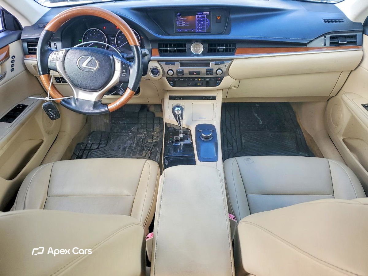 Lexus ES 2013