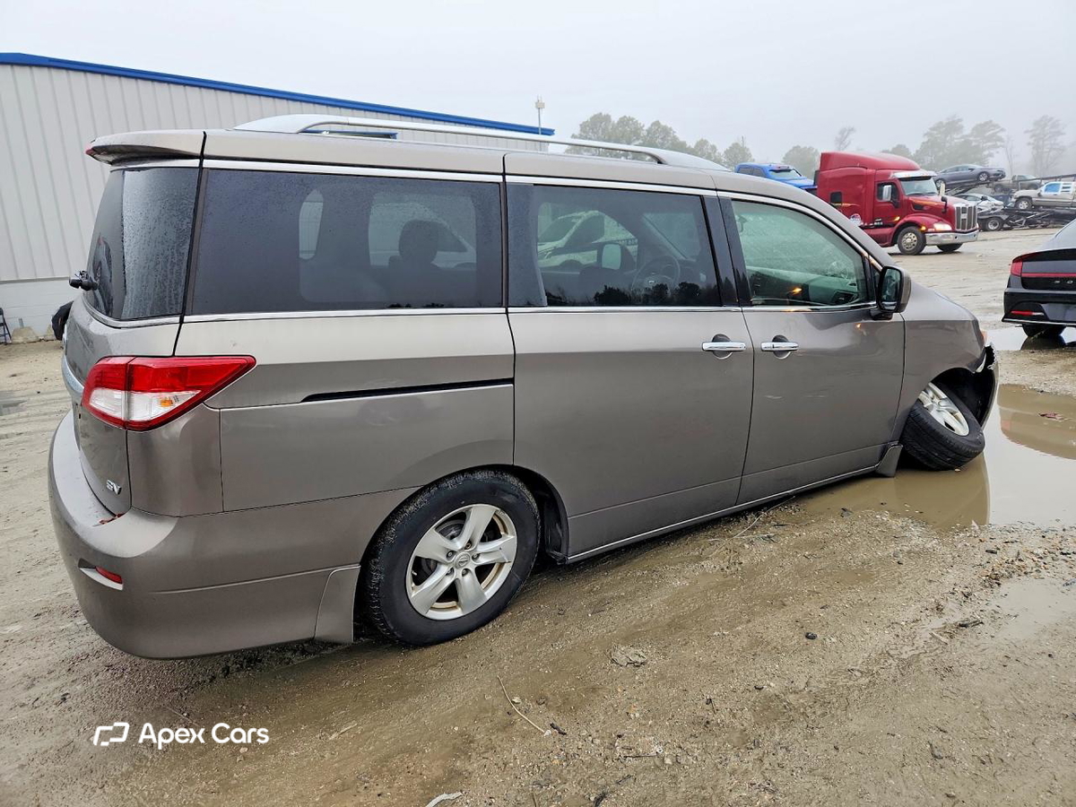 Nissan Quest 2015