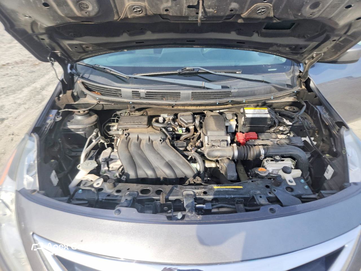 Nissan Versa 2019