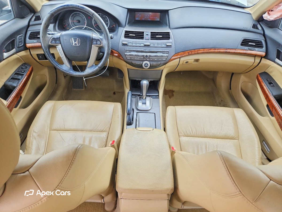 Honda Accord 2011