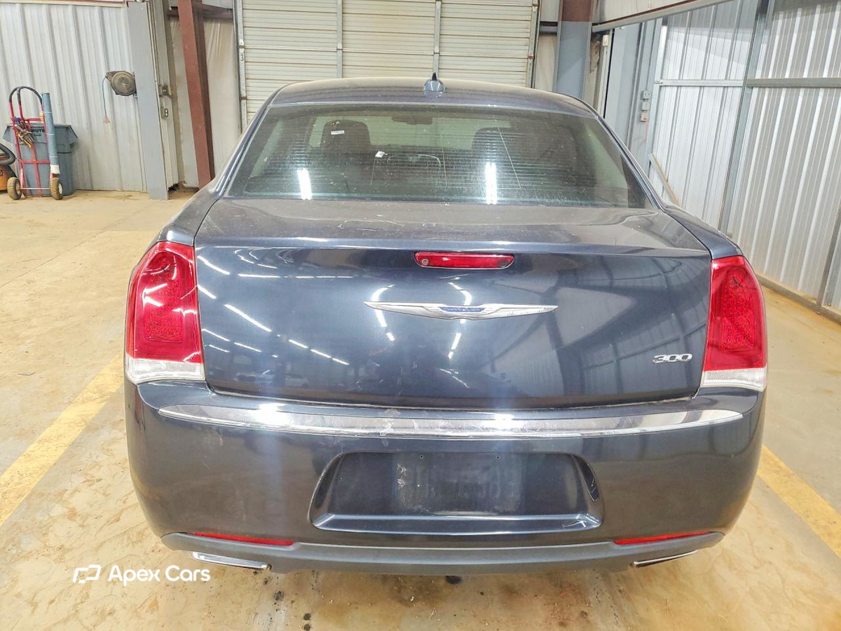 Chrysler 300 2016