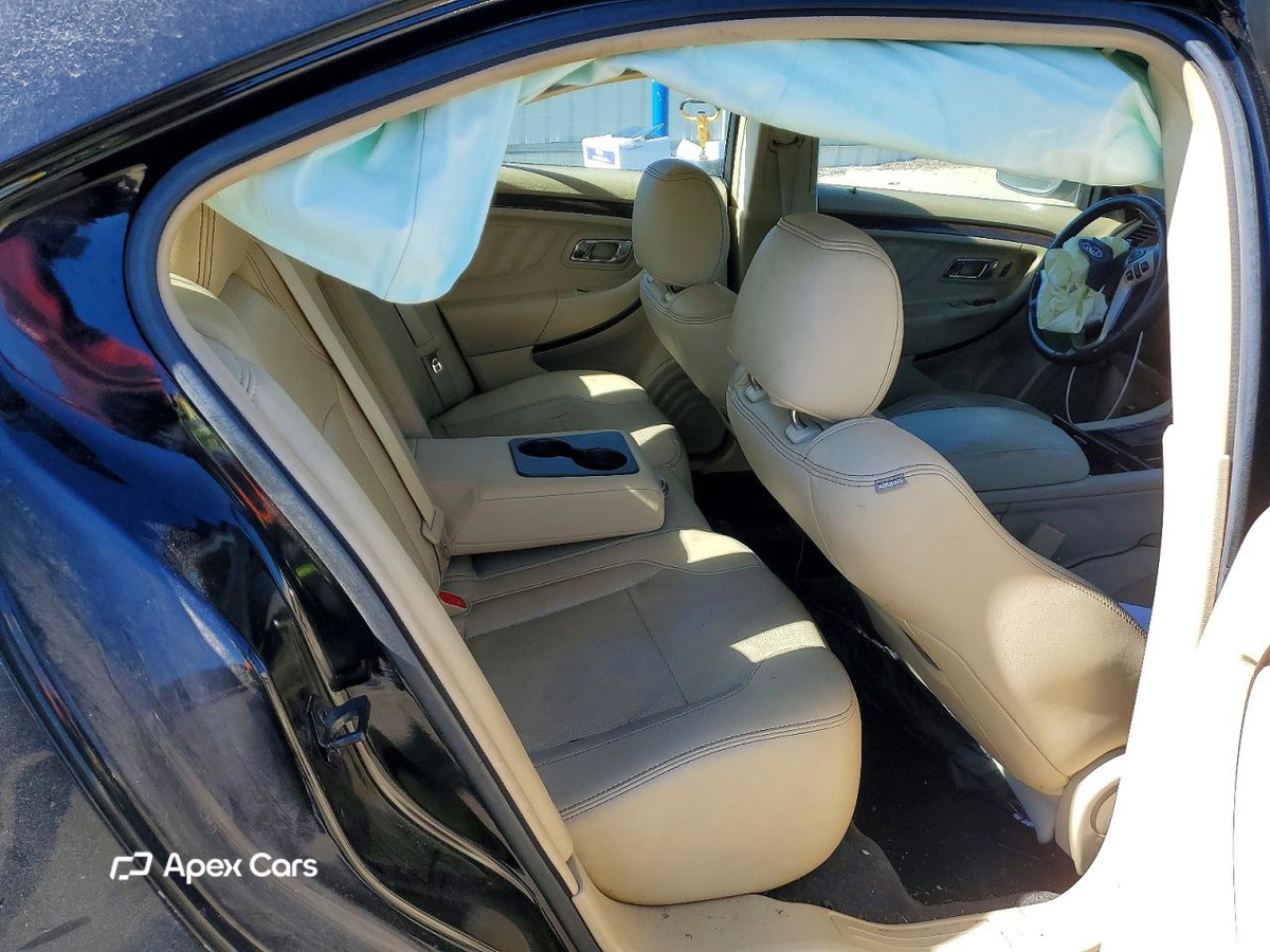 Ford Taurus 2017