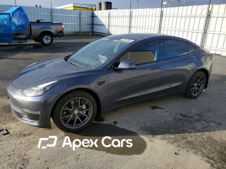 Tesla Model 3 2022 - Image 1 of 13