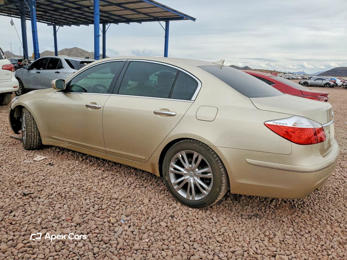Hyundai Genesis 2011