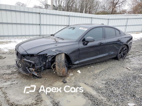 Volvo S60 2024 - Image 1 of 12