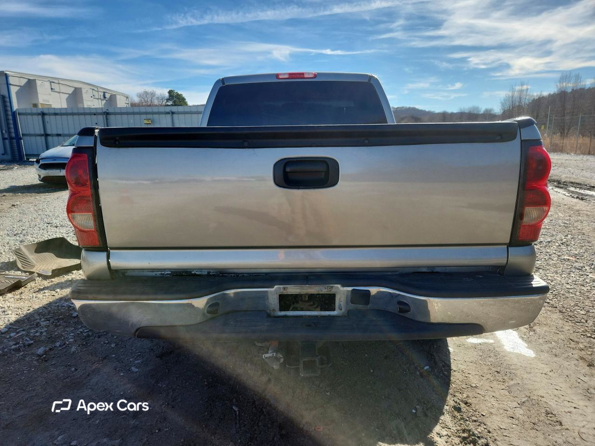 Chevrolet Silverado 2003