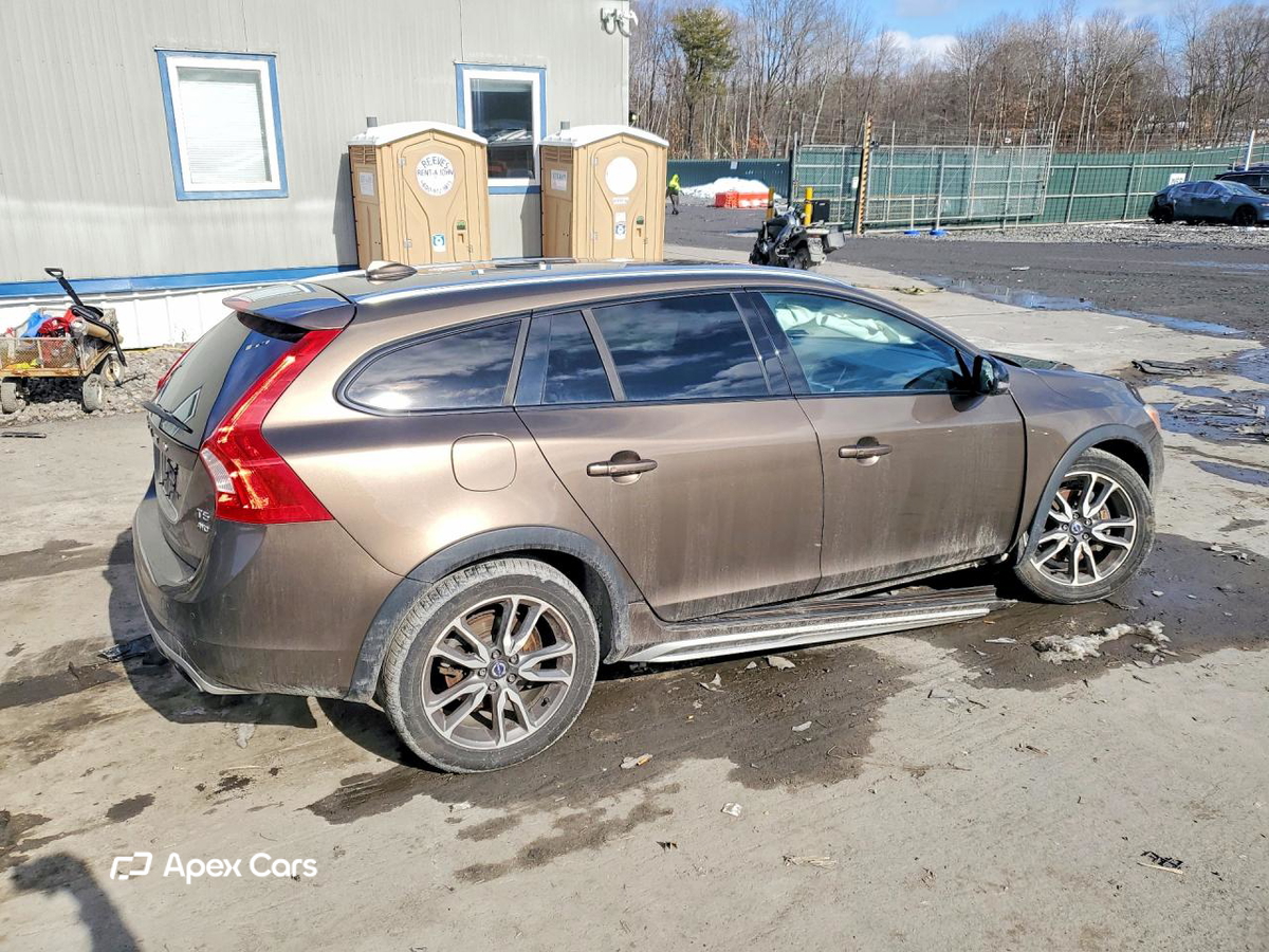 Volvo V60 2016