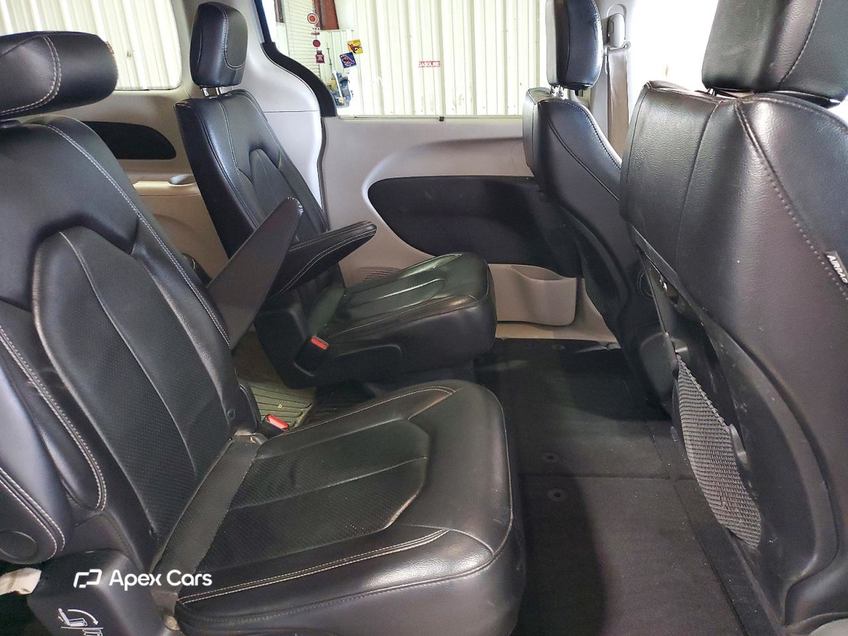 Chrysler Pacifica 2022
