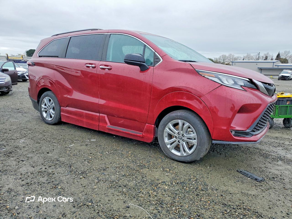Toyota Sienna 2023