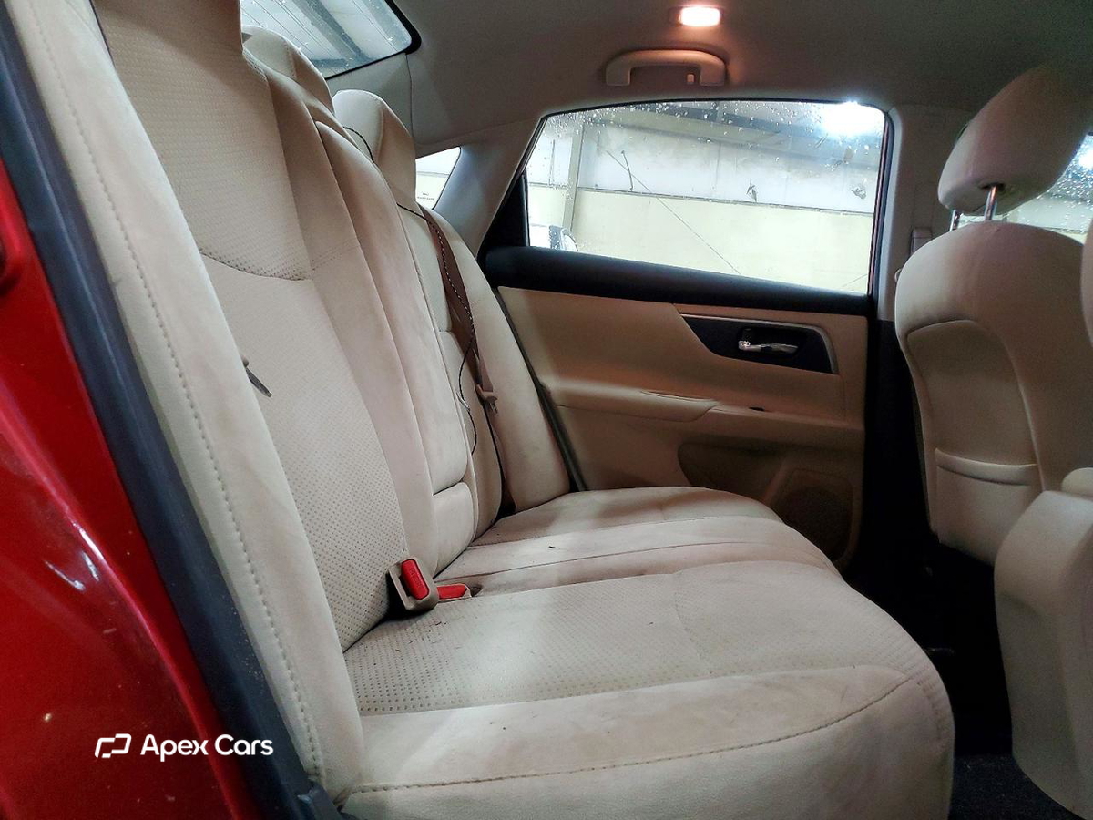 Nissan Altima 2015