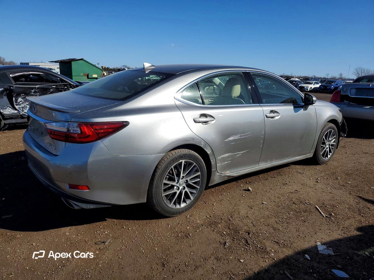 Lexus ES 2016