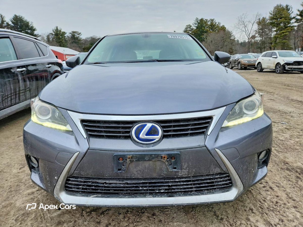 Lexus CT 2015
