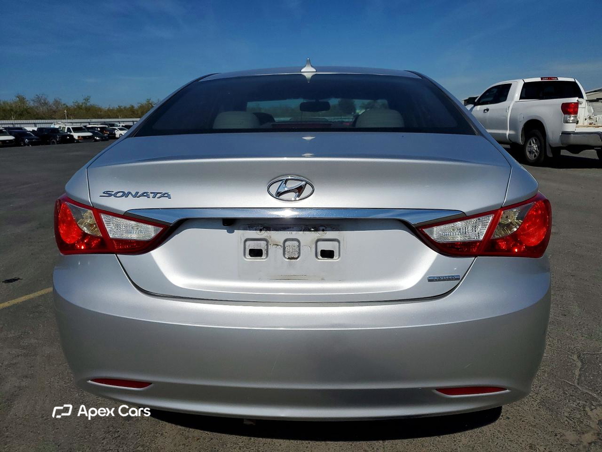 Hyundai Sonata 2013