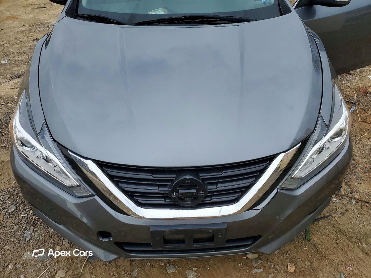 Nissan Altima 2018
